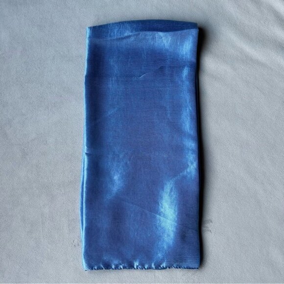 100% Silk Scarf ~ Blue ~ Brand New - Picture 4 of 6